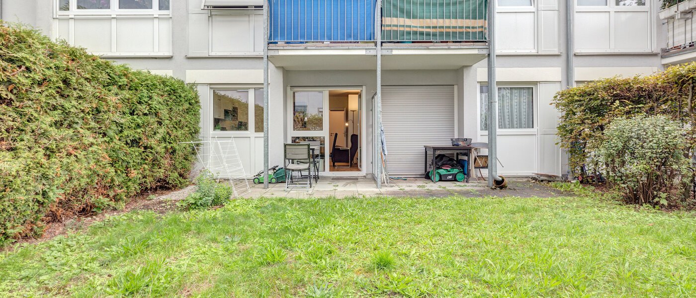 庭付き住宅 Neufahrn b. Freising 01 庭 8976