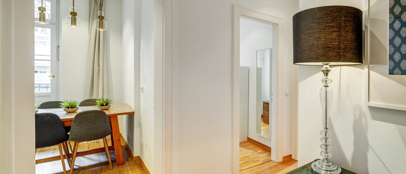 マンション München Schwabing-West (rund um den Hohenzollernplatz) 02 玄関入り口 9021