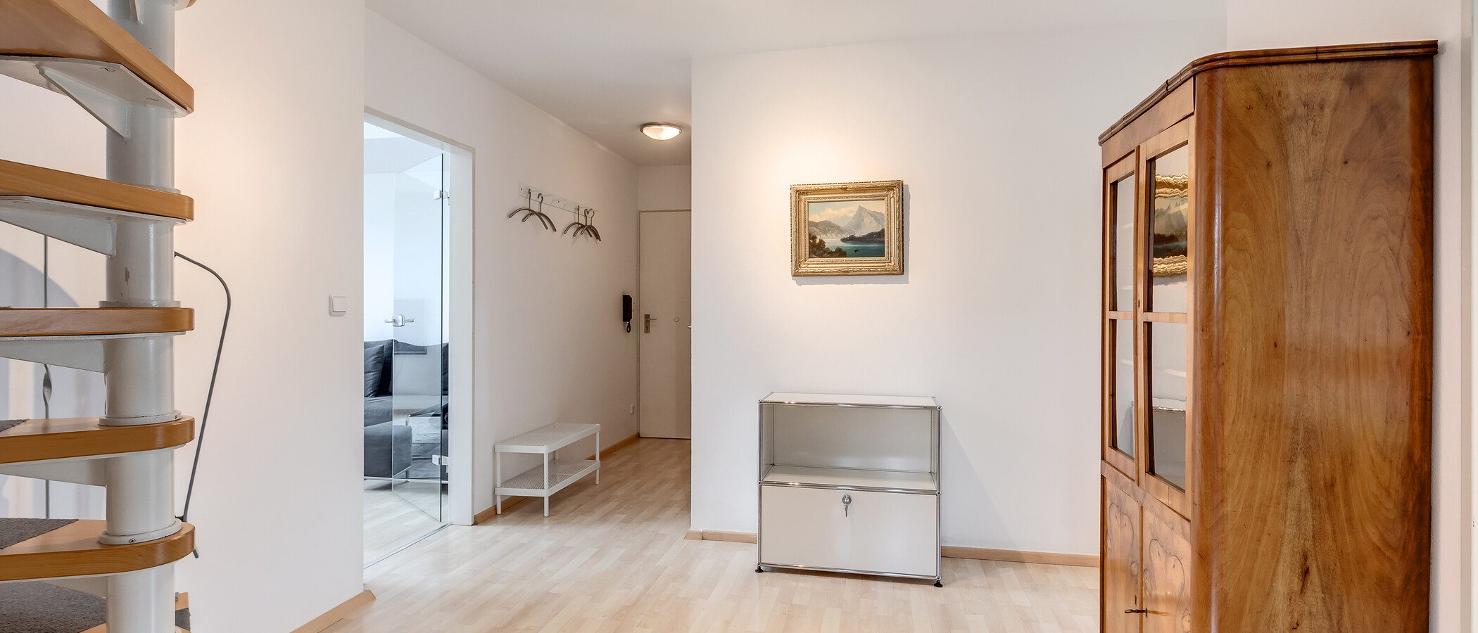 マンション München Nymphenburg-Gern 04 玄関入り口 9046