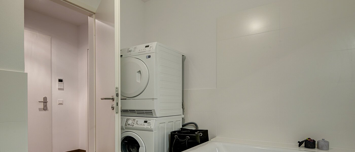 マンション München Neuhausen 03 浴室 9058