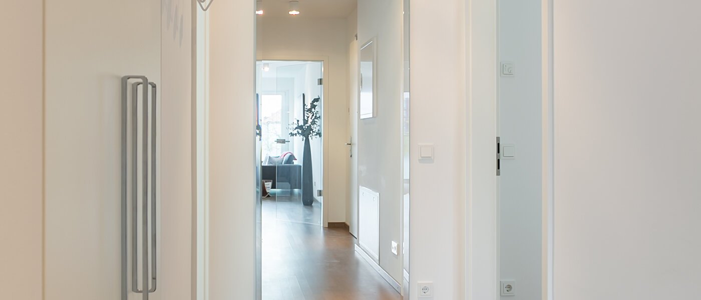 マンション München Neuhausen 01 玄関入り口 9058