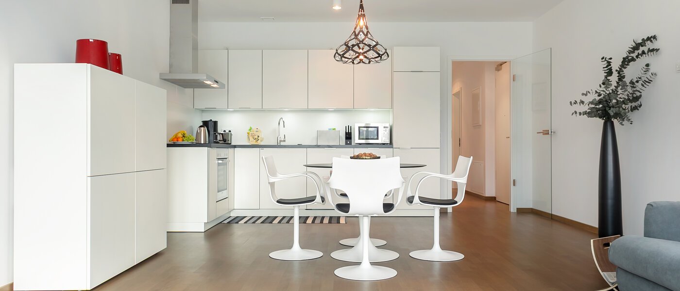 マンション München Neuhausen 05 リビングエリア 9058