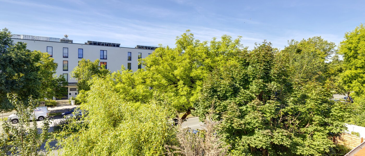 アティック・フラット（屋根裏） München Trudering 02 物件からの眺め 9072