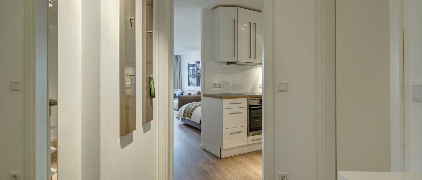 マンション München Maxvorstadt - Universitätsviertel 04 玄関入り口 9083