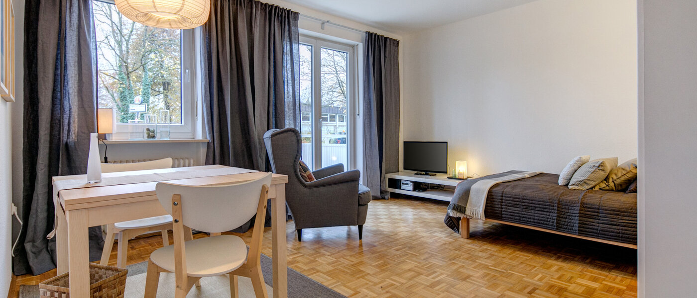 マンション München Harlaching 04 リビングルーム 9099