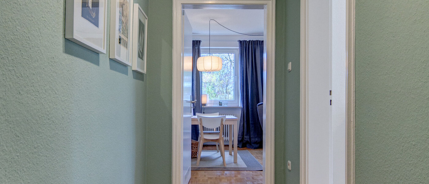 マンション München Harlaching 02 玄関入り口 9099