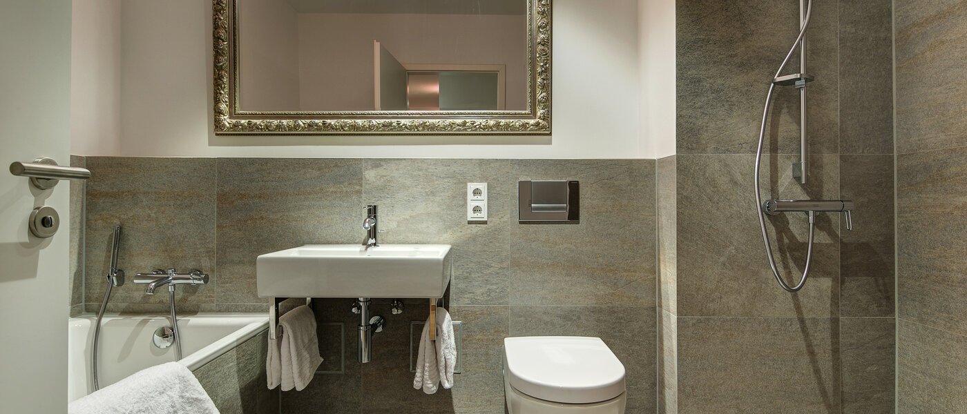 マンション München Neuhausen 02 浴室 9154