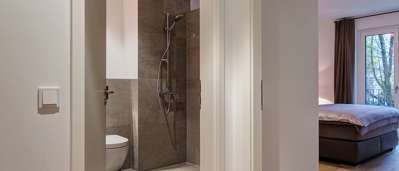 マンション München Neuhausen 02 玄関入り口 9154