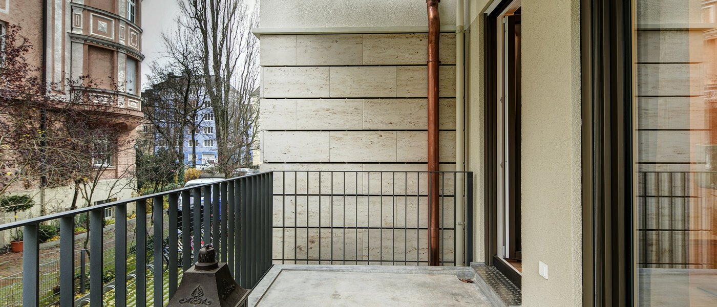 マンション München Neuhausen 03 ベランダ 9154