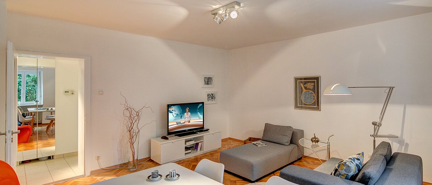 マンション München Schwabing (links der Leopoldstraße) 04 リビングルーム 9173