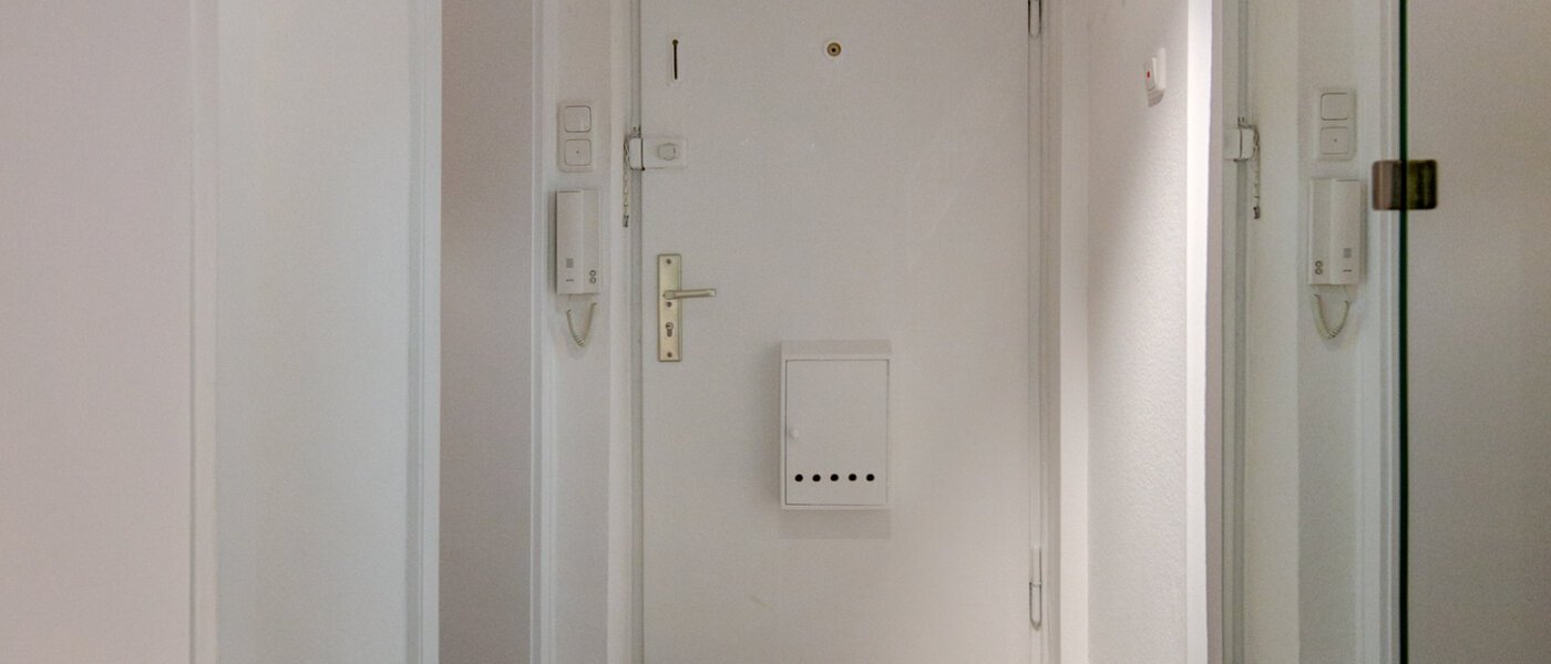 マンション München Schwabing (links der Leopoldstraße) 02 玄関入り口 9173