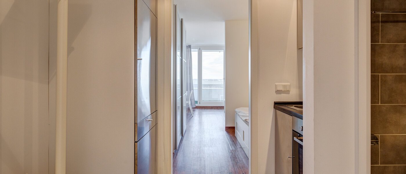 マンション München Olympiadorf 01 玄関入り口 9195