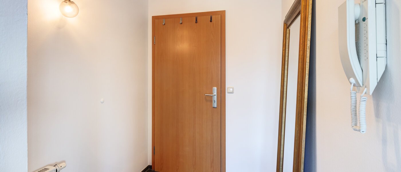 マンション München Schwabing-West (rund um den Hohenzollernplatz) 03 玄関入り口 9209