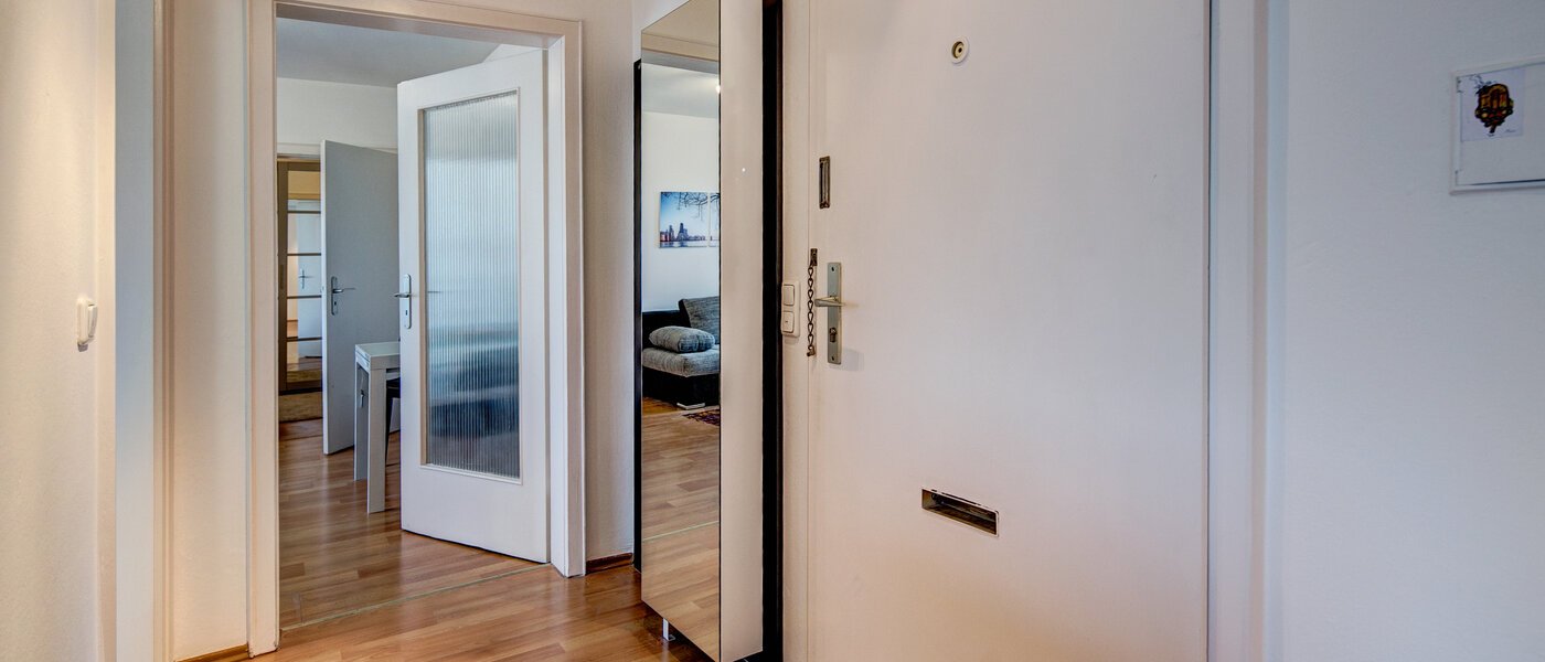 マンション München Untergiesing 01 玄関入り口 9212