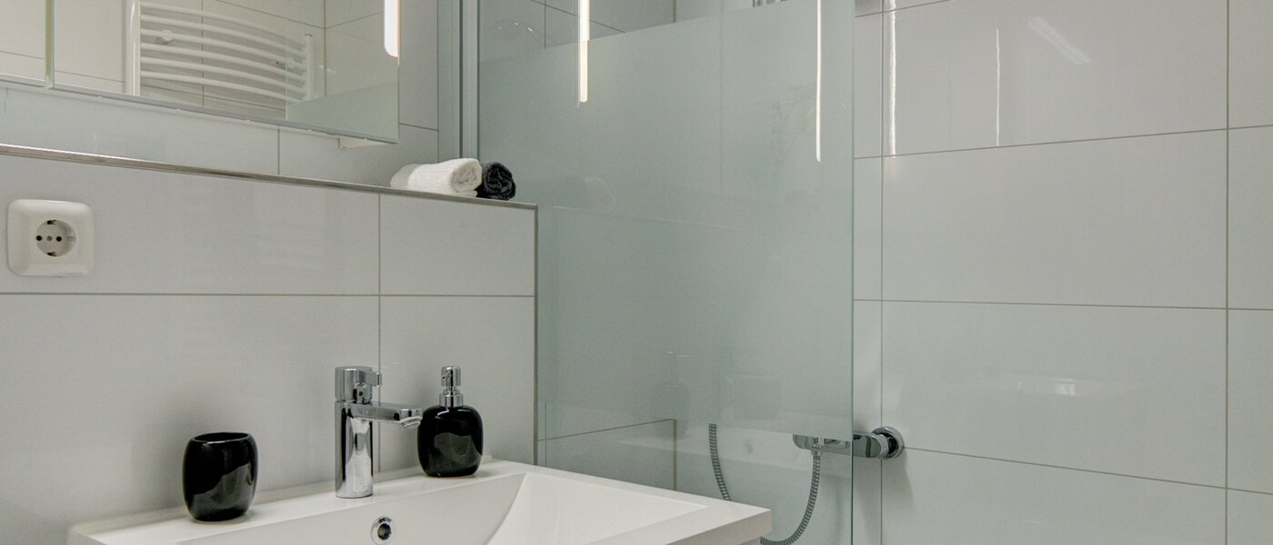 アパルトマン München Haidhausen 02 浴室 9226