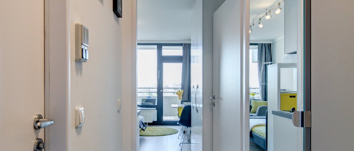 アパルトマン München Haidhausen 01 玄関入り口 9226