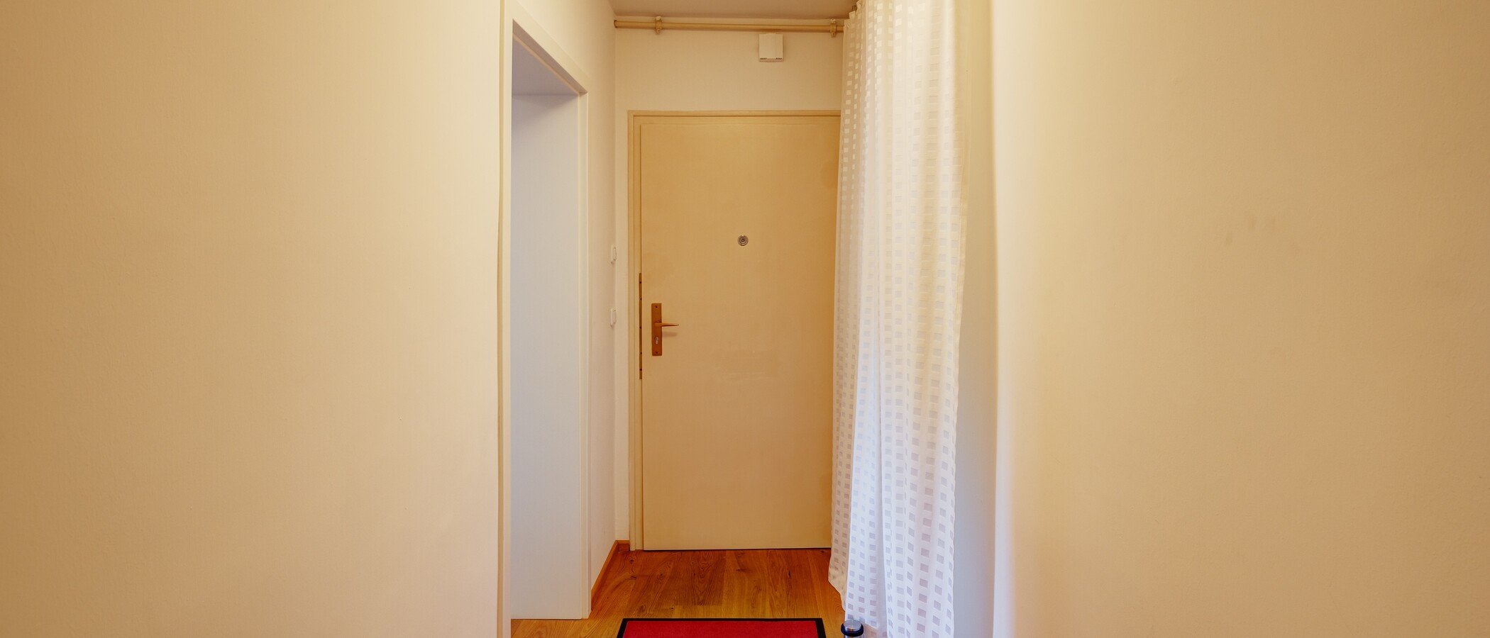 マンション München Thalkirchen 01 玄関入り口 9295