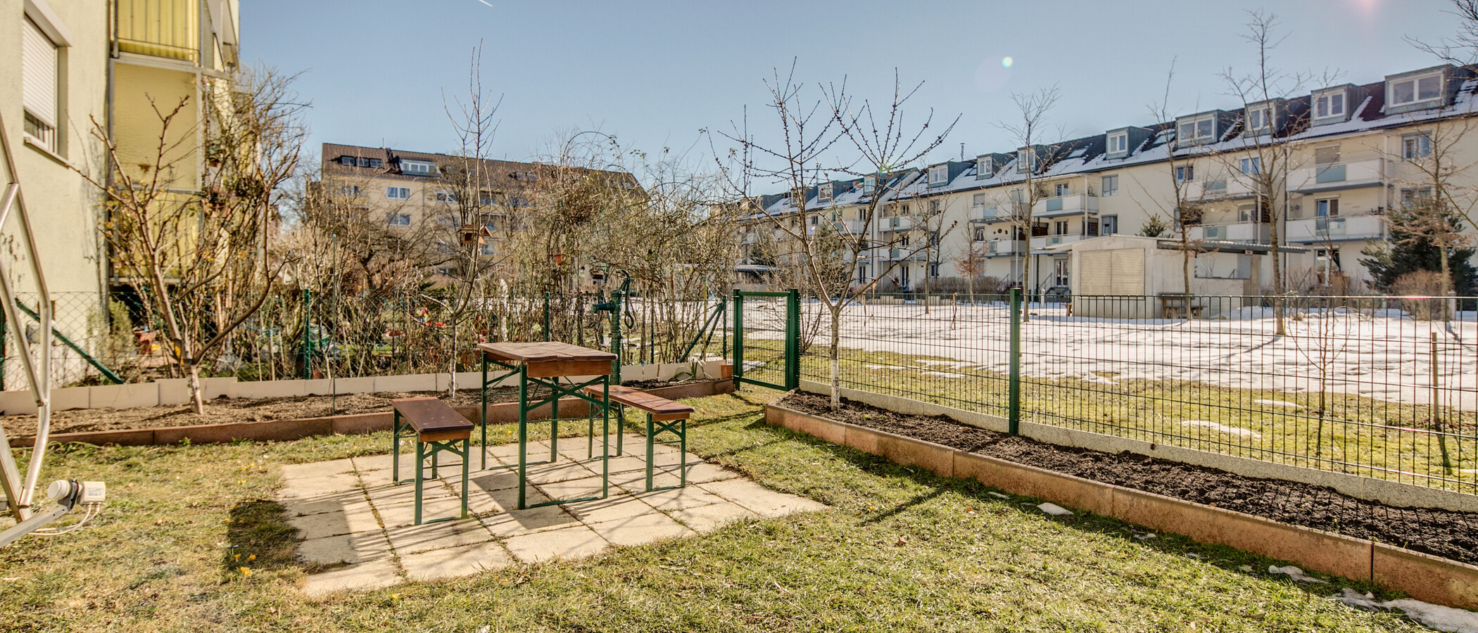 マンション München Untermenzing 02 庭 9300