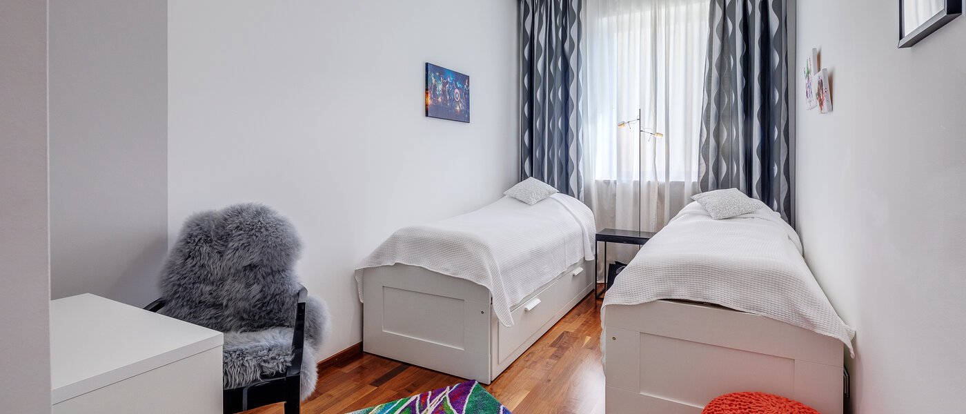 マンション München Lehel 02 2.　寝室 9317