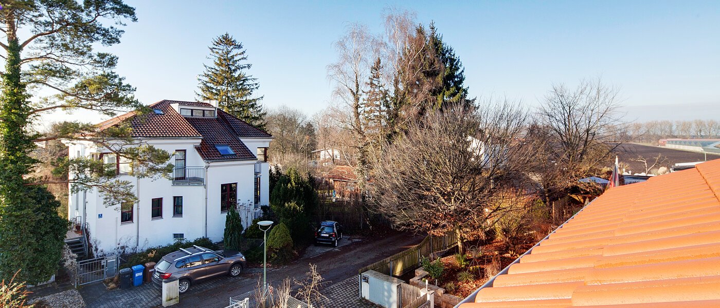 アティック・フラット（屋根裏） München Feldmoching 03 物件からの眺め 9344