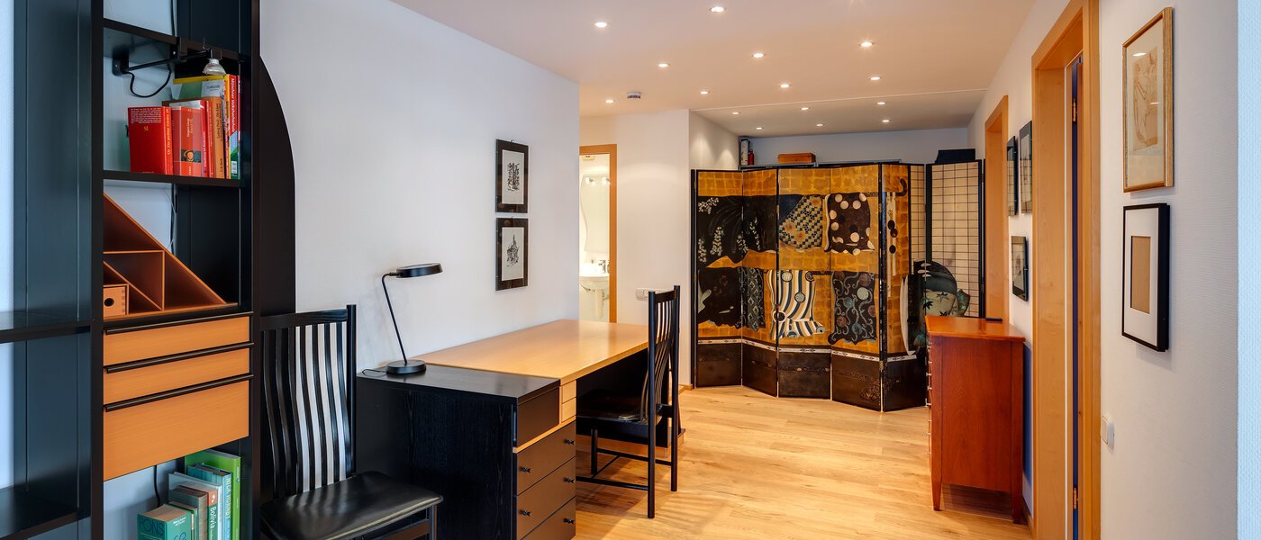 マンション München Schwabing - Alte Heide 03 玄関入り口 9368