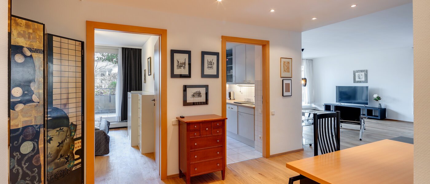 マンション München Schwabing - Alte Heide 04 玄関入り口 9368