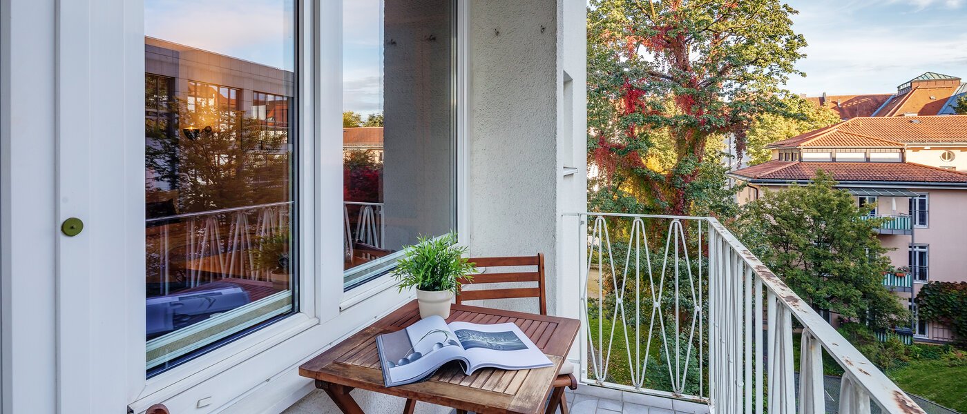 マンション München Schwabing (rechts der Leopoldstraße) 01 ベランダ 938