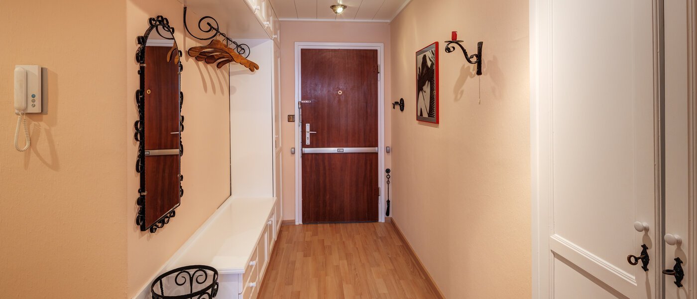 マンション München Laim 02 玄関入り口 9443