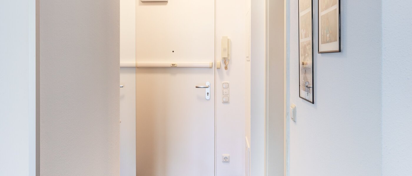 マンション München Oberföhring 01 玄関入り口 9553