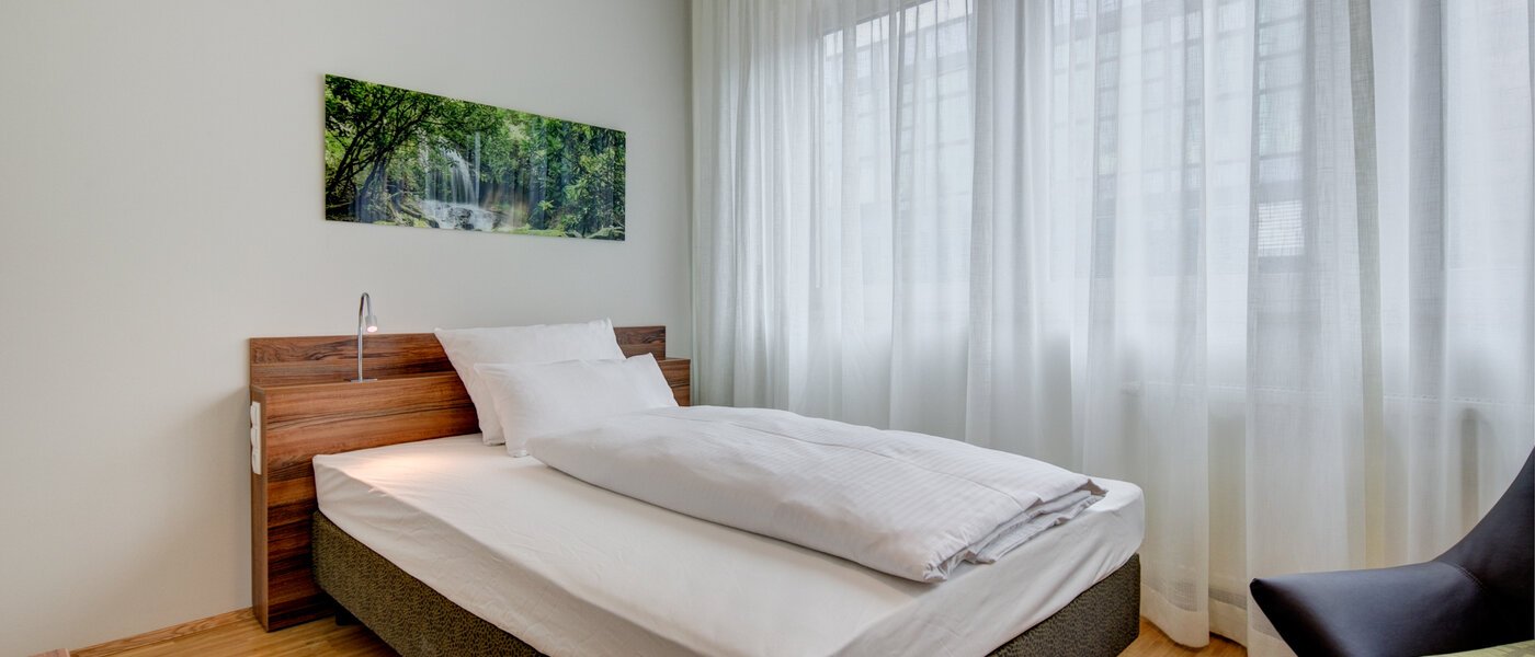 マンション Ismaning 01 寝室 9583