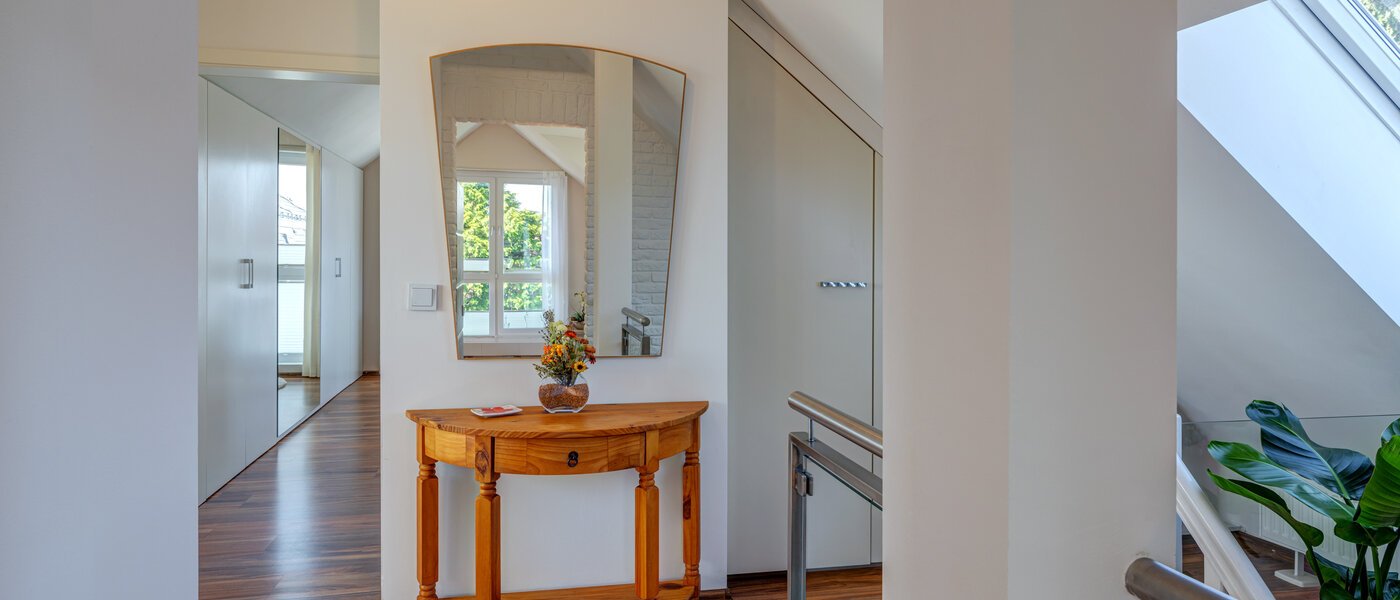 マンション München Berg am Laim 01 玄関入り口 9597