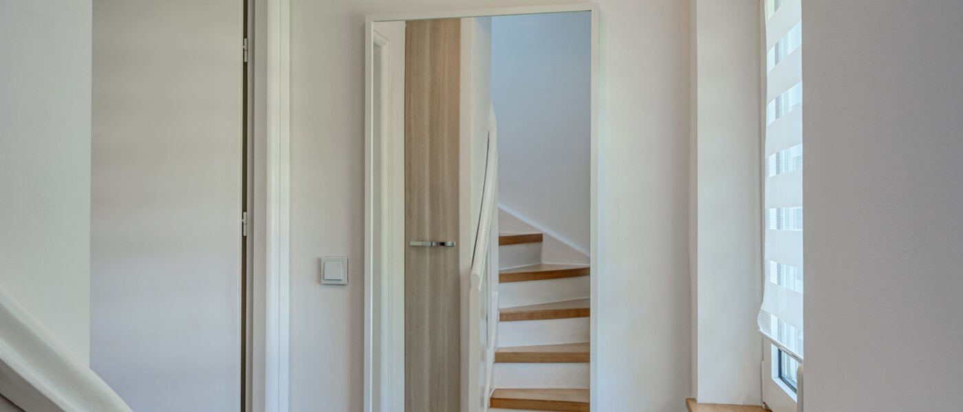 マンション München Berg am Laim 05 玄関入り口 9597