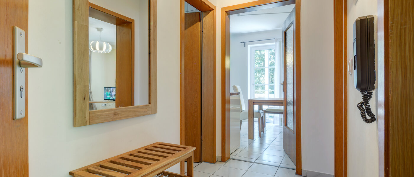 マンション München Waldtrudering 02 玄関入り口 9604