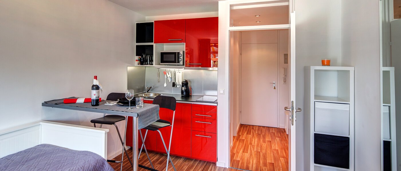 アパルトマン München Schwabing-Nord (zw. Leopoldstraße & Englischen Garten) 03 リビングルーム 9622