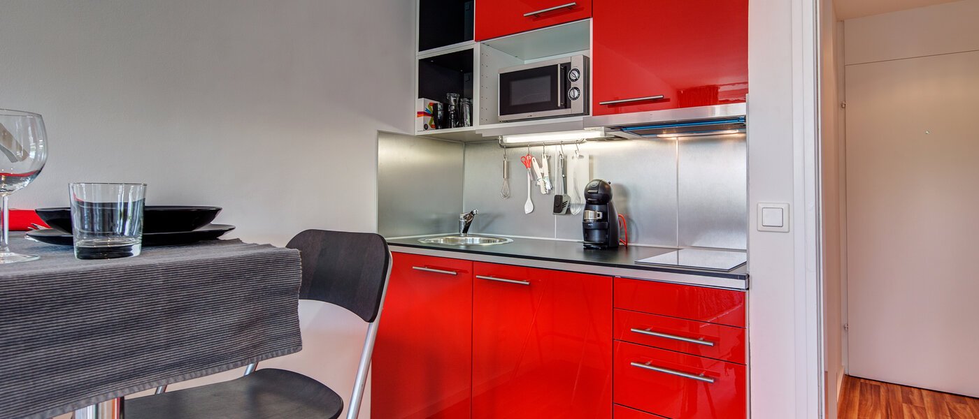 アパルトマン München Schwabing-Nord (zw. Leopoldstraße & Englischen Garten) 01 キッチン 9622