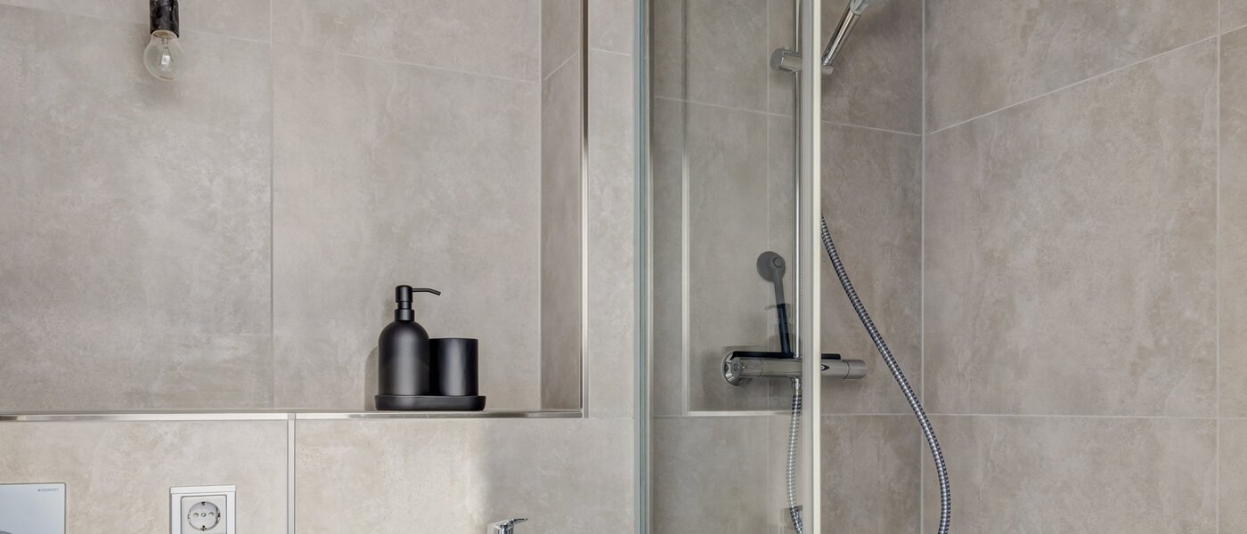 アパルトマン München Haidhausen 02 浴室 9633