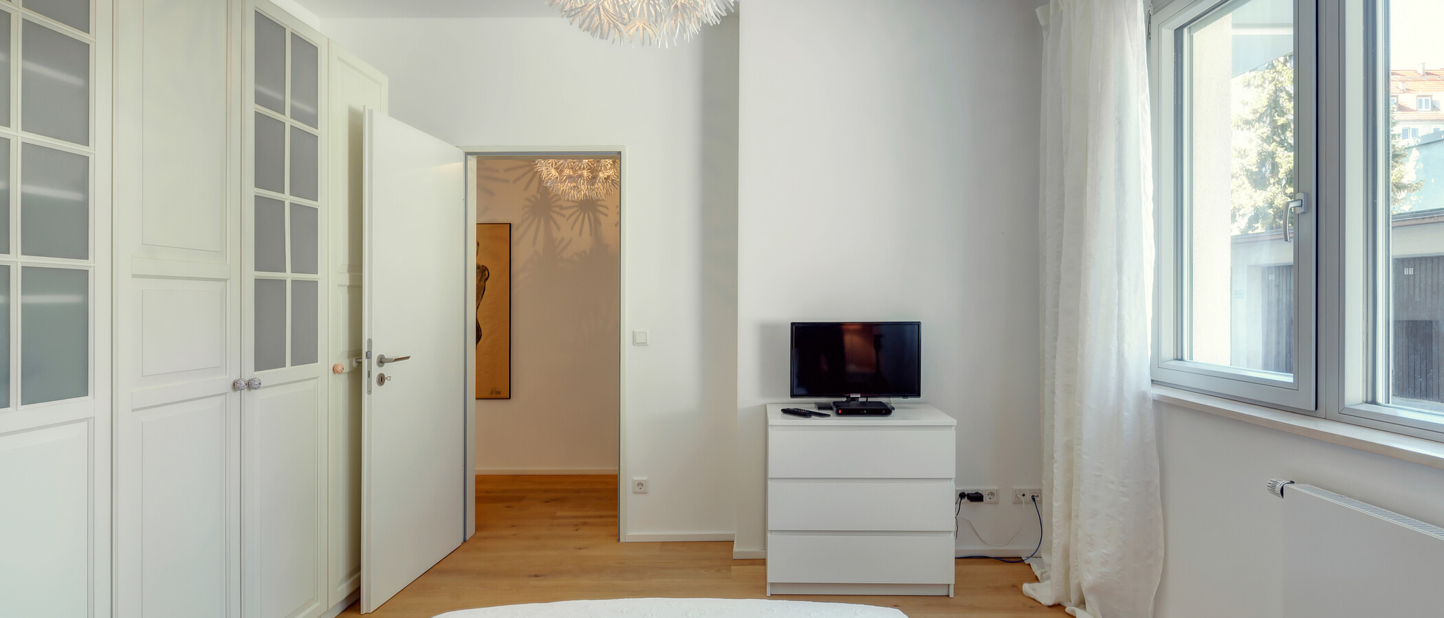 マンション München Neuhausen 04 寝室 9686