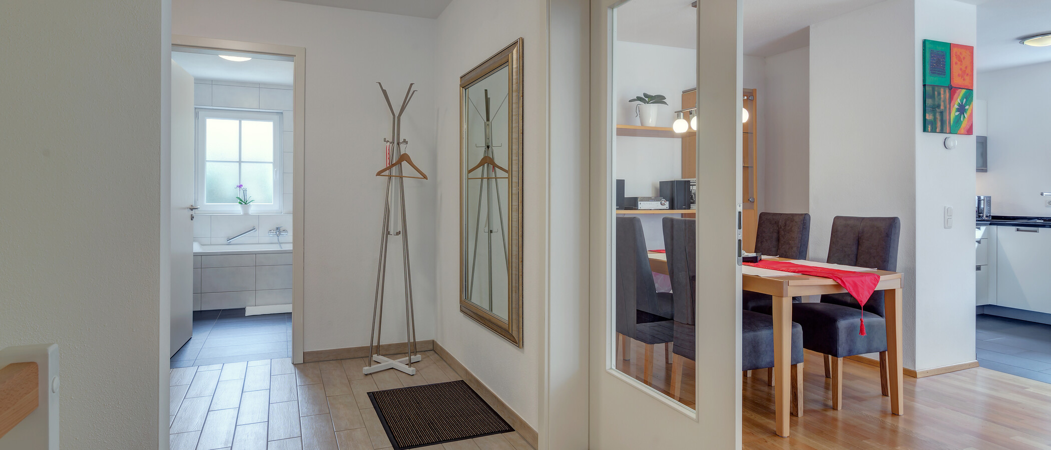 庭付き住宅 München Forstenried 01 玄関入り口 9703