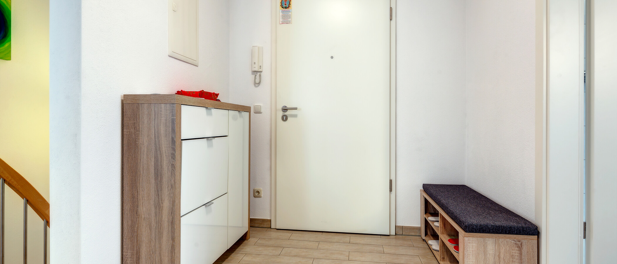 庭付き住宅 München Forstenried 03 玄関入り口 9703