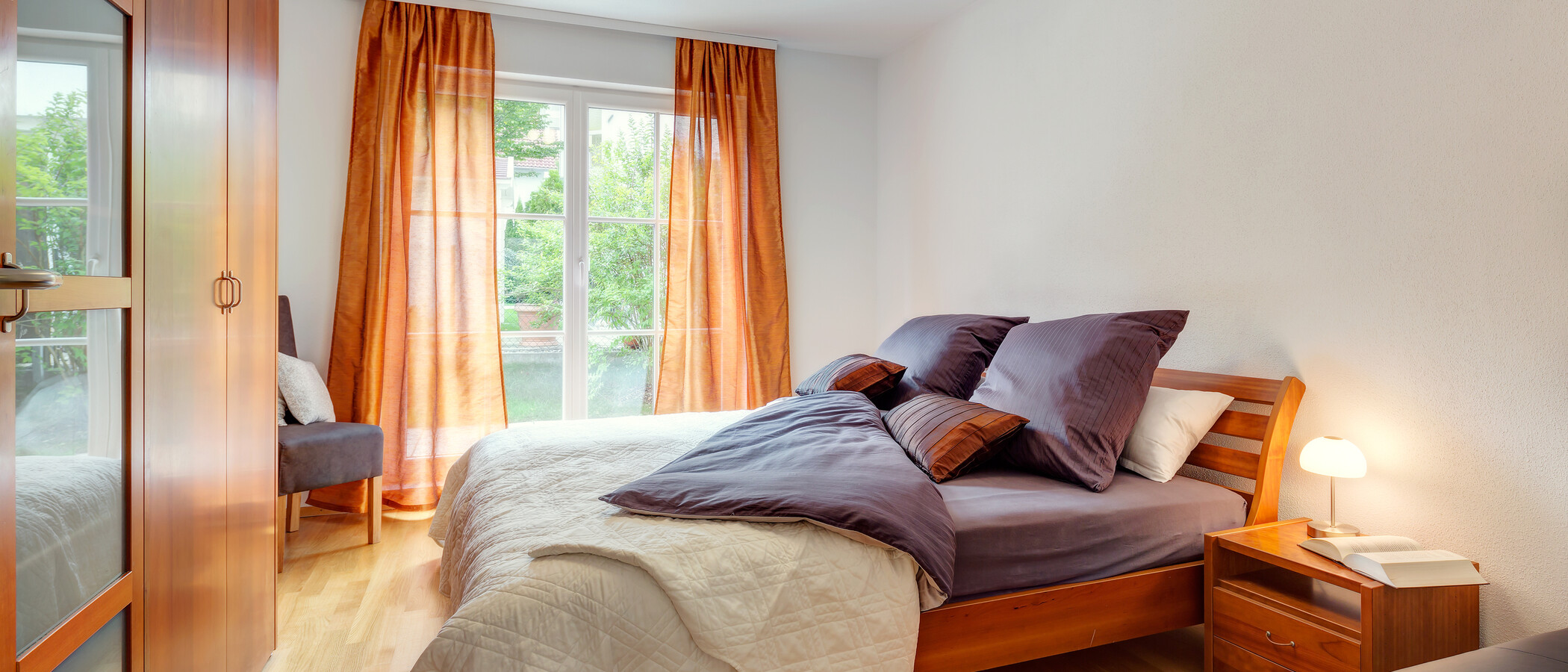 庭付き住宅 München Forstenried 01 寝室 9703