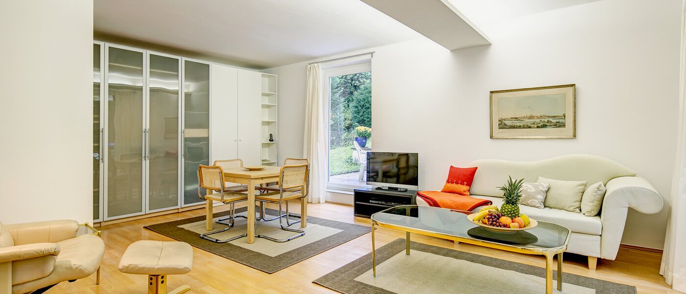 庭付き住宅 Gauting Stockdorf 02 リビングルーム 9728