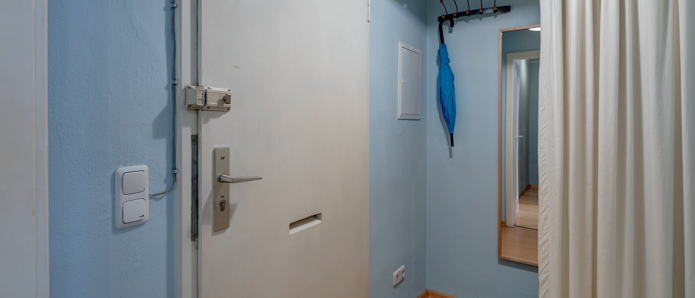 マンション München Schwabing 02 玄関入り口 973