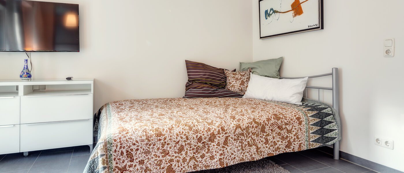 アパルトマン München Schwabing (rechts der Leopoldstraße) 01 寝室 9736