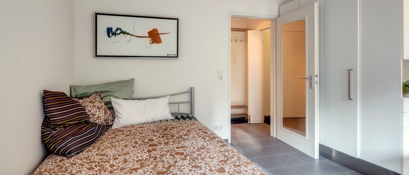 アパルトマン München Schwabing (rechts der Leopoldstraße) 02 寝室 9736