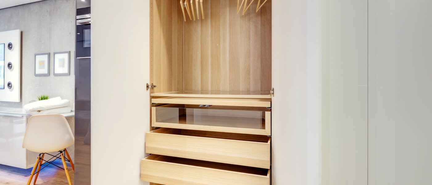 アパルトマン München Neuhausen 03 玄関入り口 9737