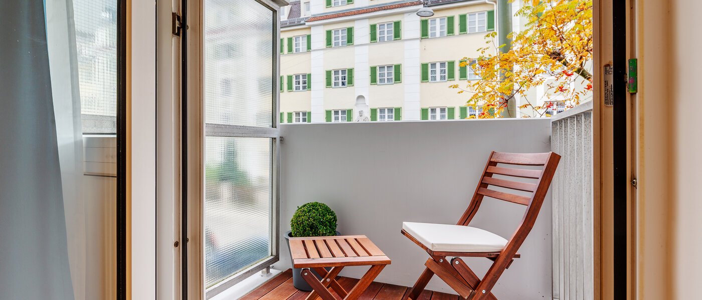 アパルトマン München Neuhausen 01 ベランダ 9737