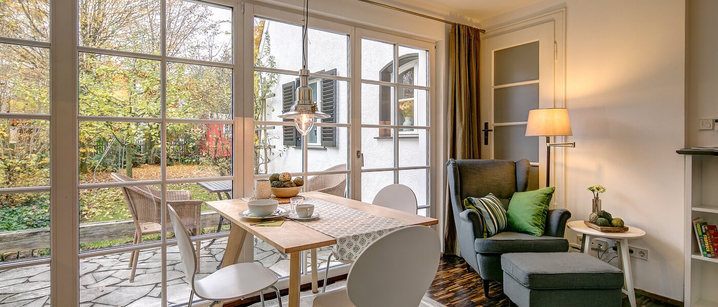 マンション Gauting 01 リビングルーム 9747