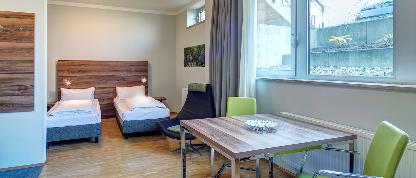 マンション Ismaning 02 リビングルーム 9764