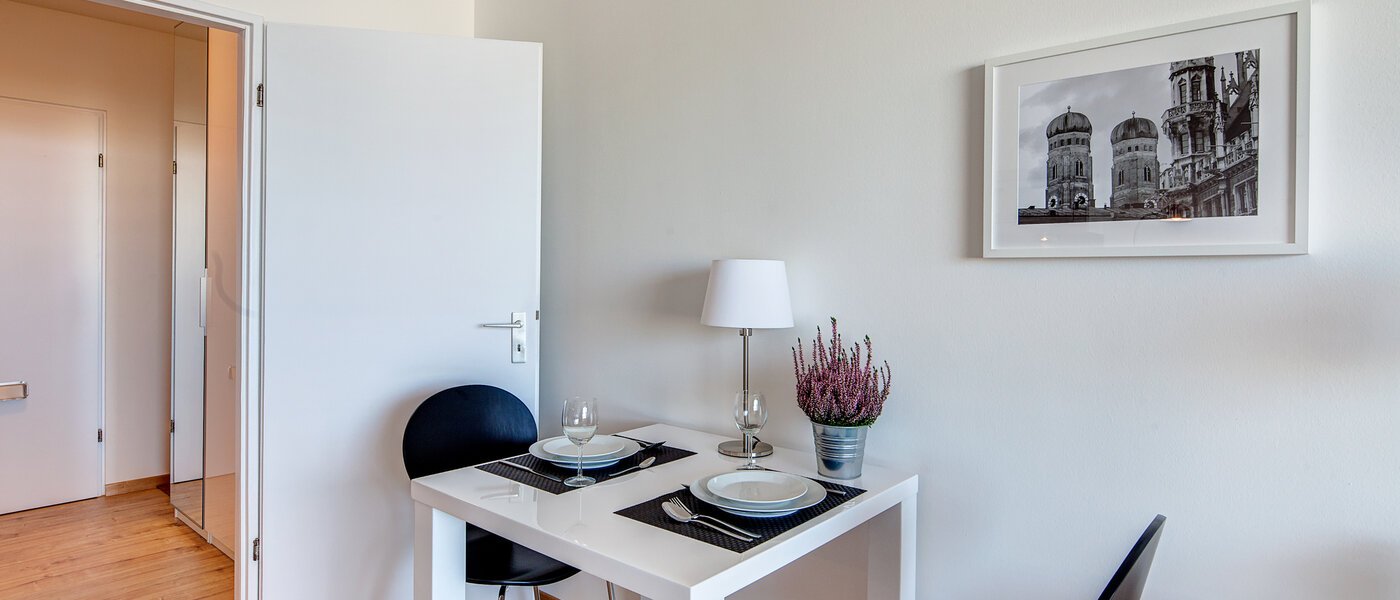 マンション München Haidhausen 03 リビングルーム 9774