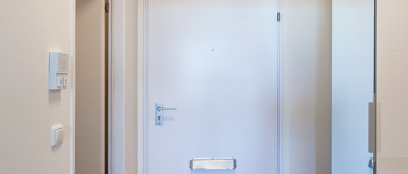 マンション München Haidhausen 02 玄関入り口 9774